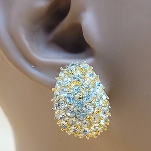 Vintage Hattie Carnegie clear rhinestone clip on earrings