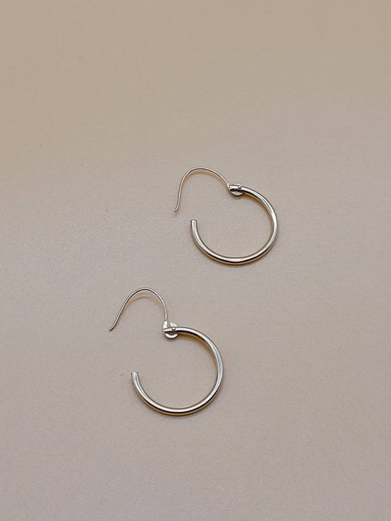 Small 14k hollow hoop earrings - image 8