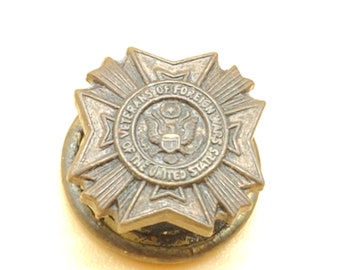 Vintage VFW bronze tone screw back pin