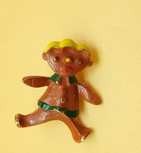 Vintage enamel gingerbread man pin