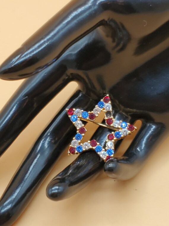Joan Rivers Star Brooch