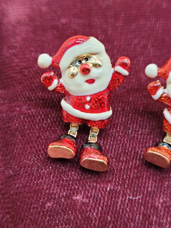 Vintage dangling small enamel Santa Claus earrings - image 5