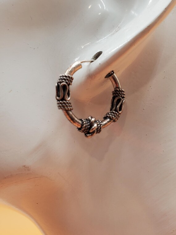 Vintage sterling silver Bali hoop earrings