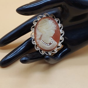 vintage faux cameo brooch pendant