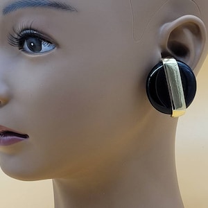 Valentino clip earrings - Etsy 日本
