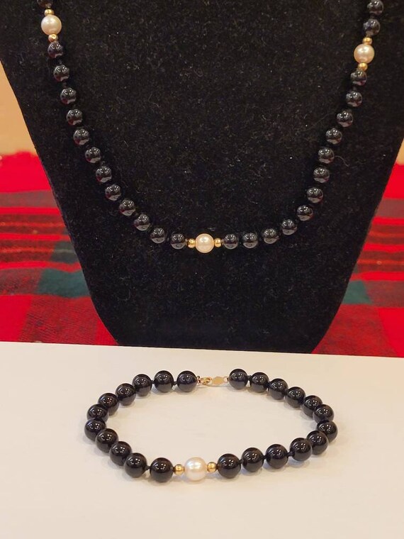 Vintage 14k Onyx and Pearl Necklace 