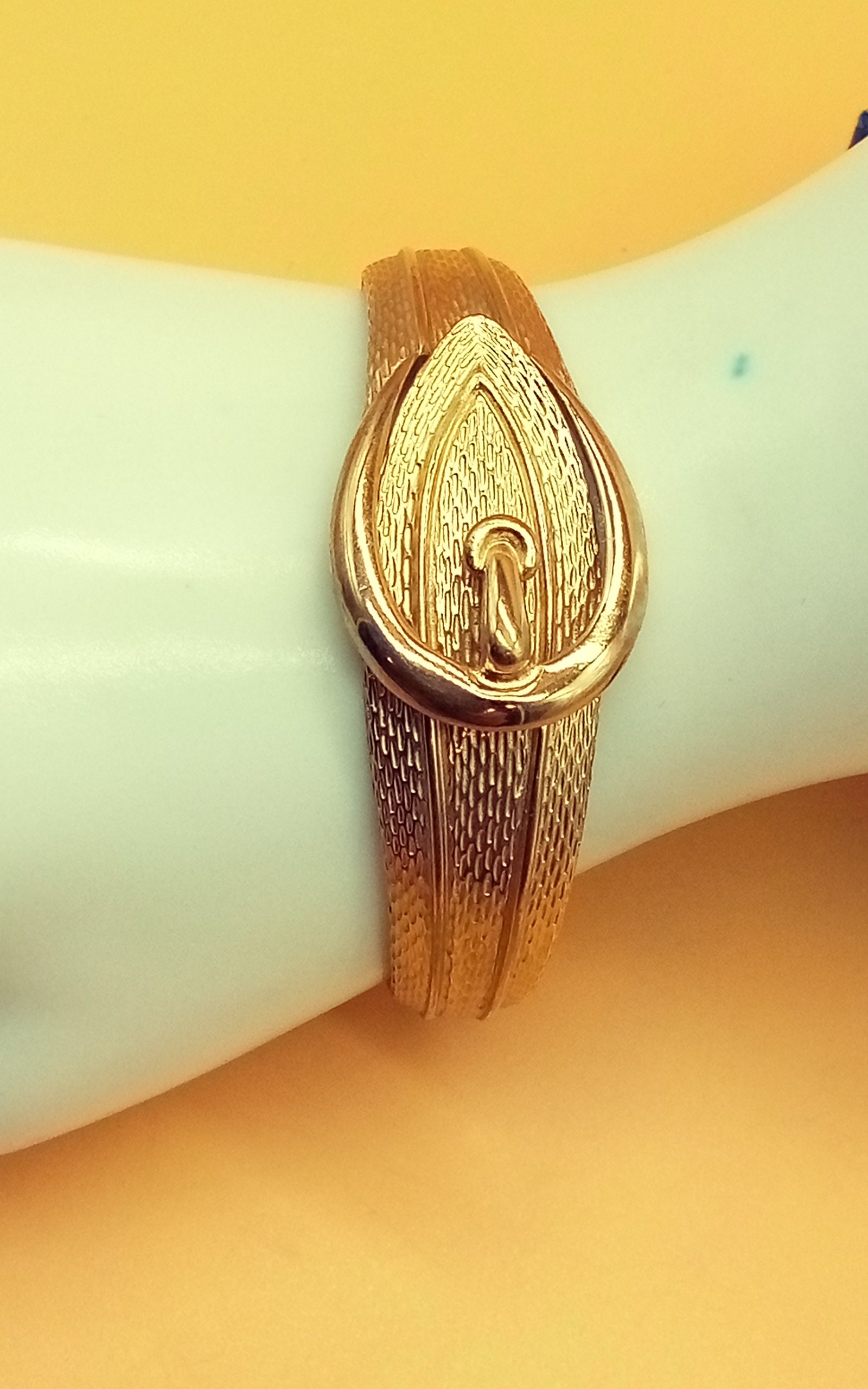 Avon cheap jewellery bangles