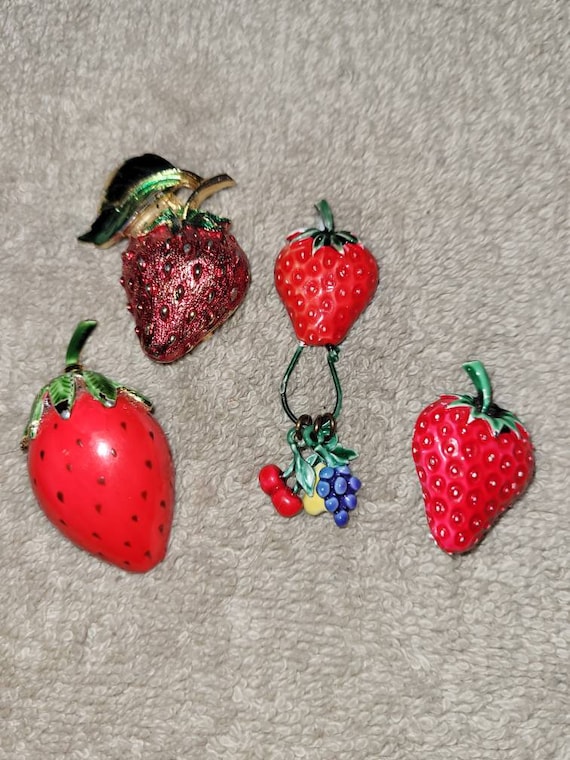 Vintage enamel painted strawberry brooch, 3 strawb