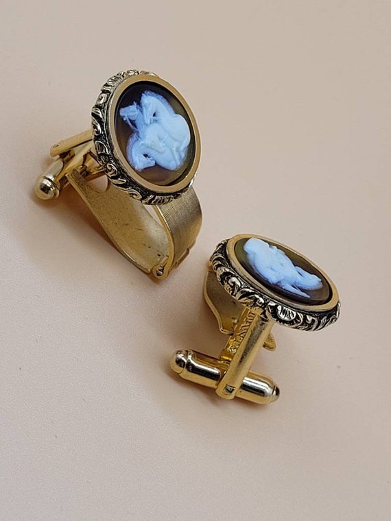 Vintage Dante Stallions Cameo masterpiece cufflinks w… Gem