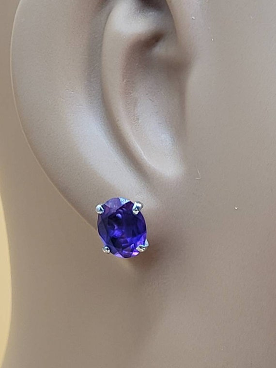 10k white gold purple Sapphire? Gemstone earrings - image 1