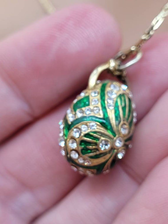 Vintage sterling Vermeil enamel egg pendant with … - image 7
