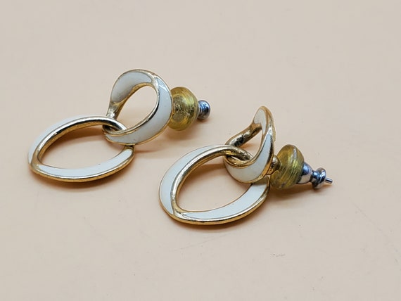 Vintage Napier gold tone Cream enamel earrings - image 8