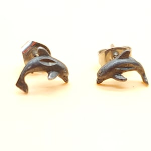 Vintage small sterling etched whale stud earrings