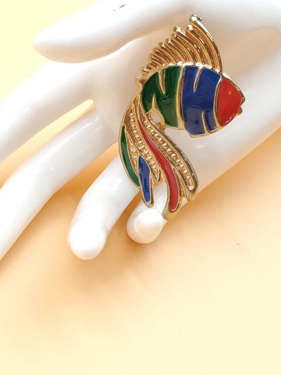 vintage simple colorful angel fish pin