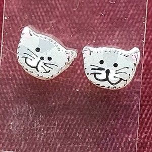 Vintage handmade tiny cat earrings