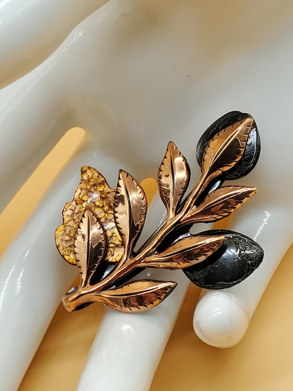 Vintage Matisse copper tone leaves brooch