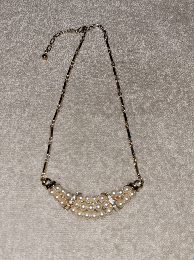 Vintage Coro Katz Faux Pearl Rhinestone necklace