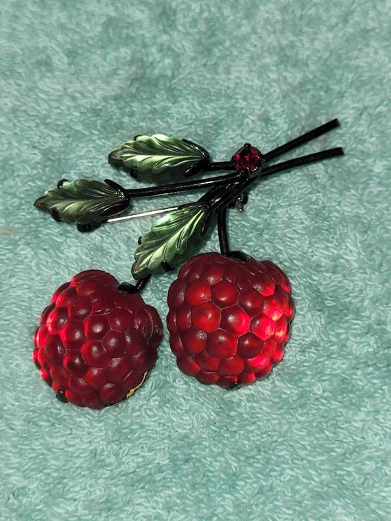Vintage Austrian Raspberry brooch, Vintage Austria