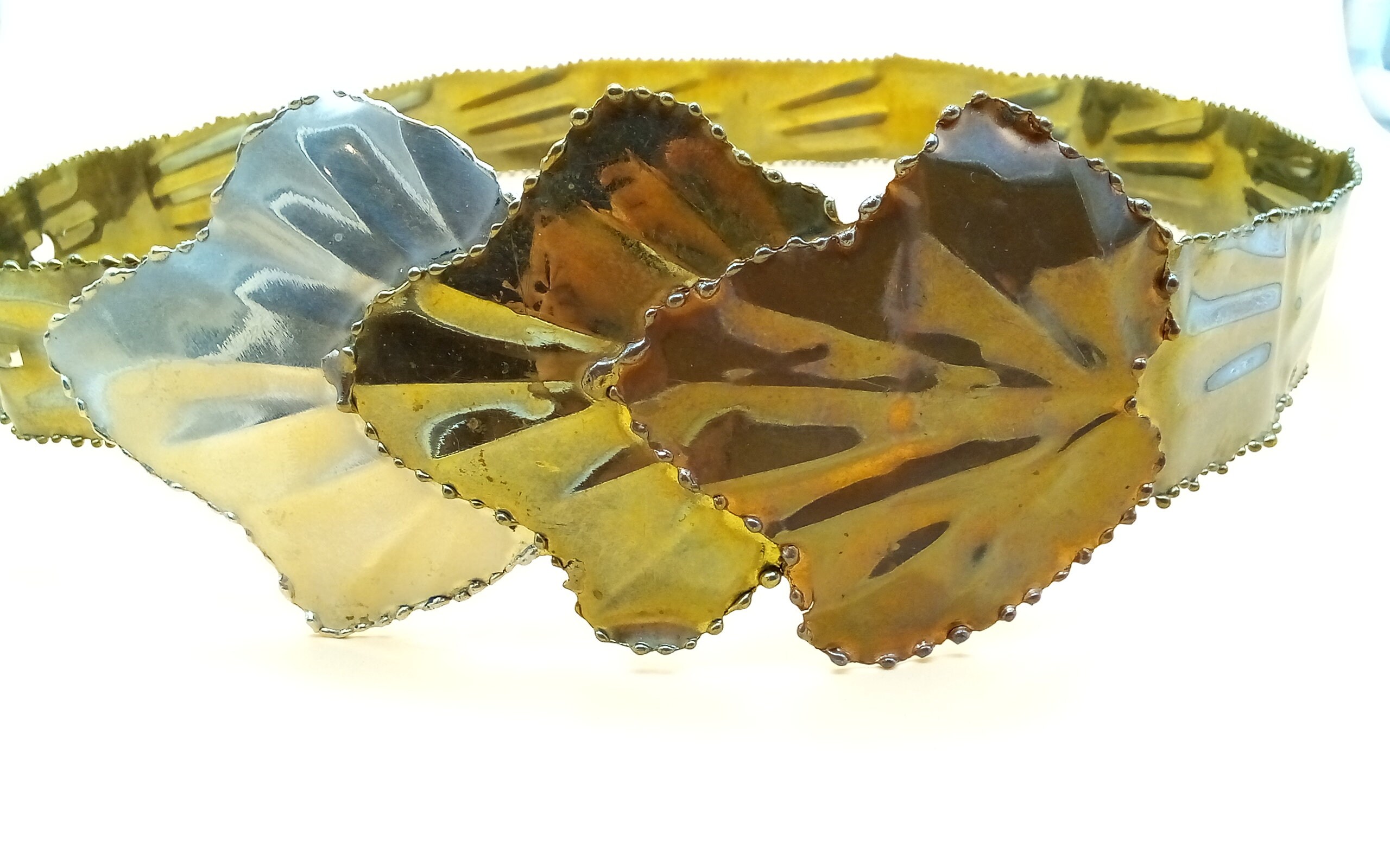 Vintage ‘70s Brutalist Tri-color Metal Leaf Belt Vintage Mixed Metal Hammered Brutalist Leaf Front Belt - Etsy main image 2