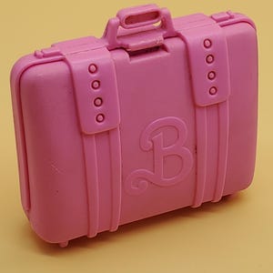 vintage 1989 Mattel Barbie pink suitcase