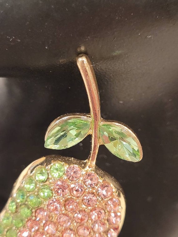 Vintage rhinestone crystal sparkly pear brooch - image 5