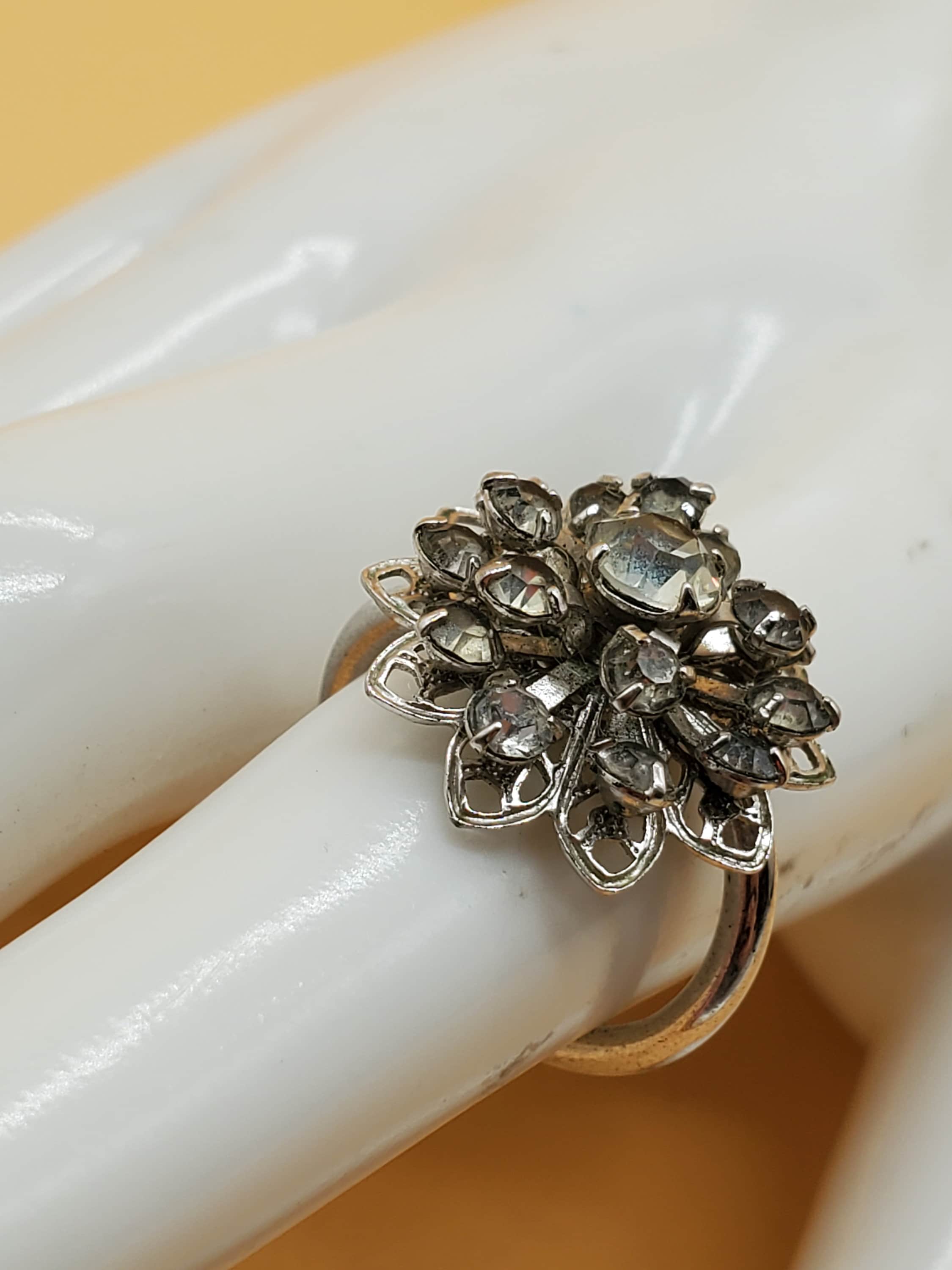 Sarah Coventry Rings - Etsy Sarah Coventry Rings - Etsy
