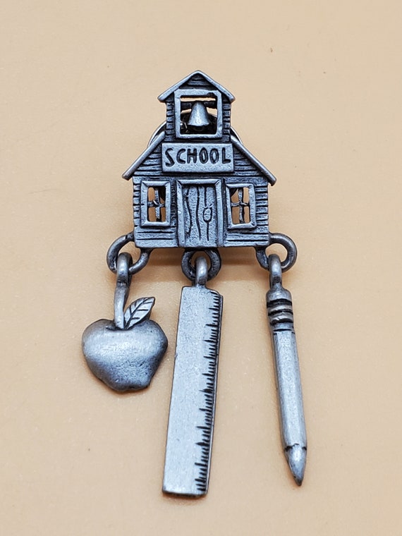 Vintage JJ pewter tone school house pin with scho… - image 1