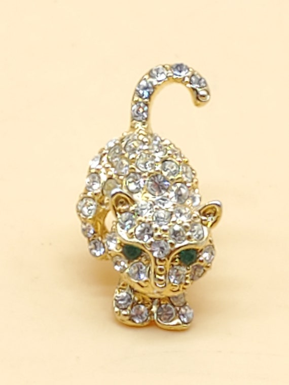 Vintage clear crystal rhinestone tiny cat pin