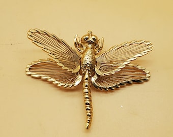 vintage Monet gold tone wire winged dragonfly brooch