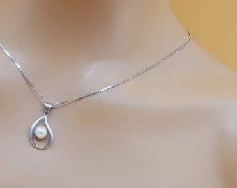 [STONE HENgE] 韓国☆925Silver☆Pearl Dripping Necklace CZ Teardrop Pearl Pendant Necklace - Cassandra Lynne