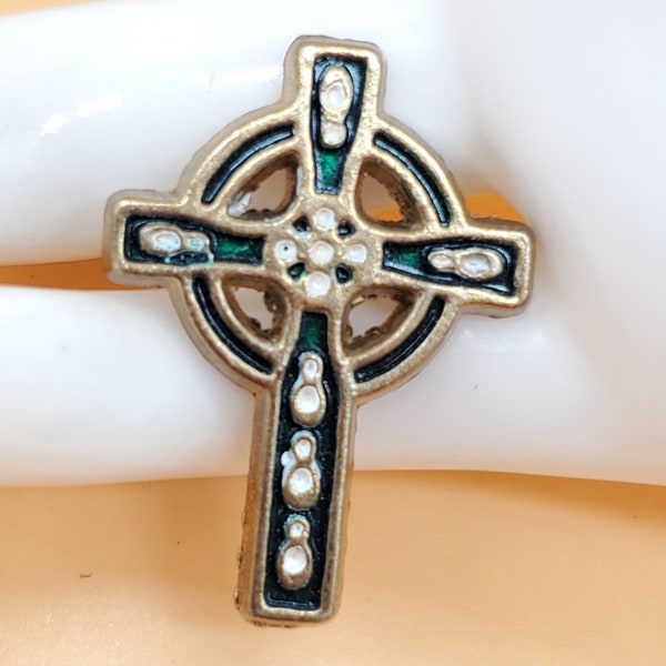 Vintage enamel Celtic cross pin