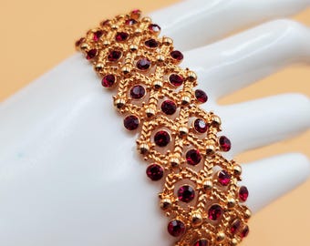 vintage JBK Camrose &Kross faux Ruby wide runway bracelet