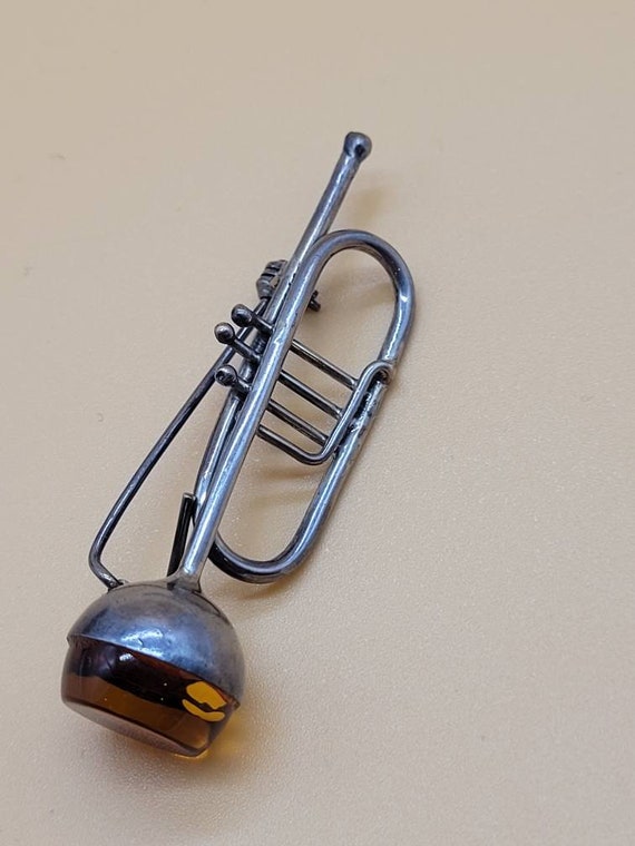 Vintage sterling silver trumpet brooch - image 8