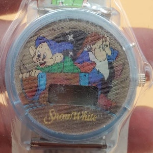 Vintage Disney plastic Snow White and the 7 dwarfs watch, NOS