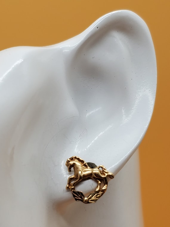 Vintage 10k and 14k 585 yellow gold horse earrings - image 2