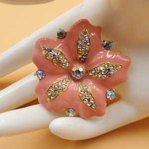 vintage peachy pink enamel rhinestone tropical flower brooch