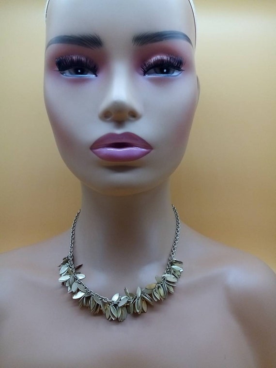 Vintage J Crew gold tone thick leaved front neckla