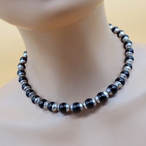 vintage southwestern style asterling Onyx beaded necklace