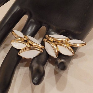 Vintage Crown Trifari white enamel leaves clip on earrings