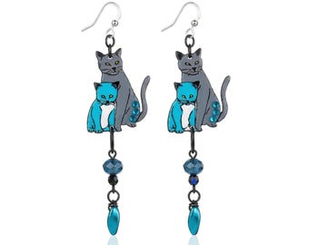 Pendientes de gato y gatito, madera cortada a láser, pintura y resina.