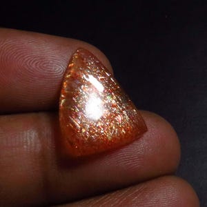 Pietra preziosa di qualità superiore naturale Sunstone Fancy, 7 carati, pietra preziosa africana Rainbow Sunstone, 17 x 13 mm, cabochon traslucido Sunstone, pietra preziosa curativa,