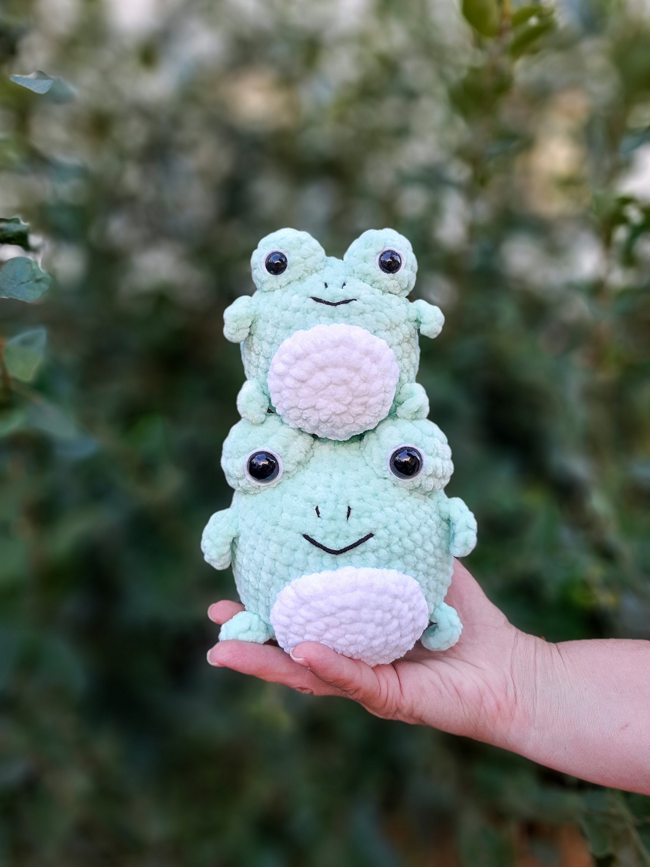Crochet frog plush green frog toys Amigurumi | Etsy