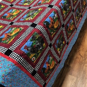 Red Chicken-Queen Quilt