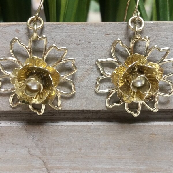 Stylized Lotus Flower Open Work Gold Tone Dangle Earrings