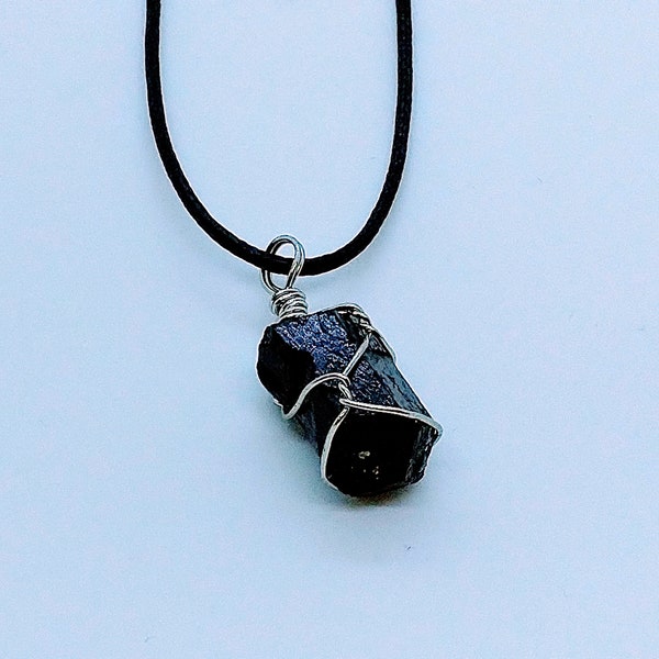 Black Tourmaline Necklace, Healing crystal necklace, Pendant necklace, Natural stone pendant, Unisex gift, His and her gift ideas