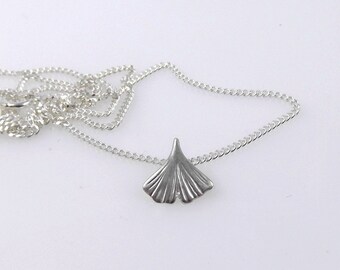 Mini foglia di ginkgo argento sterling