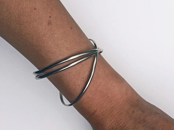 vintage metal three interlinked minimalist bangle… - image 7