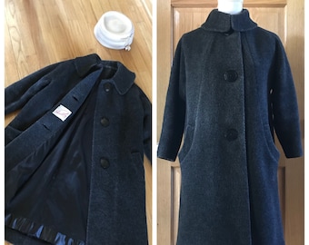 Rare Vintage 1950’s /1960s Charcoal Big Button Wool Coat by Junior Petite