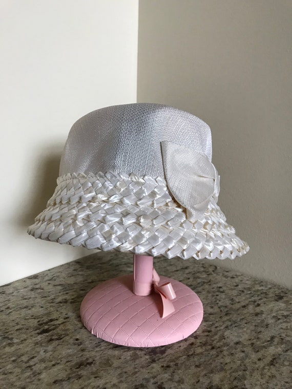 Vintage 1950s / 1960's White / Cream Fedora Hat w… - image 2