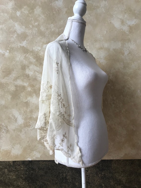 Vintage Creamy Yellowish/Tan Scarf / Shawl with D… - image 5